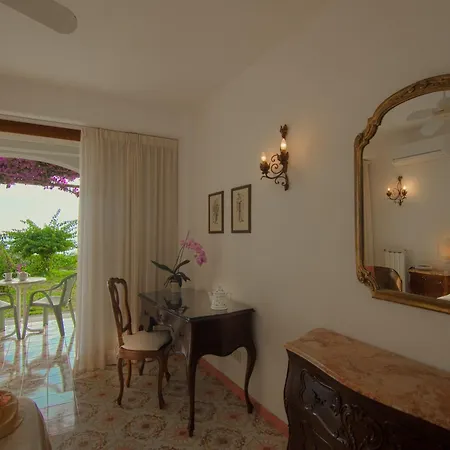 Semiramis De Charme & Pools Forio di Ischia