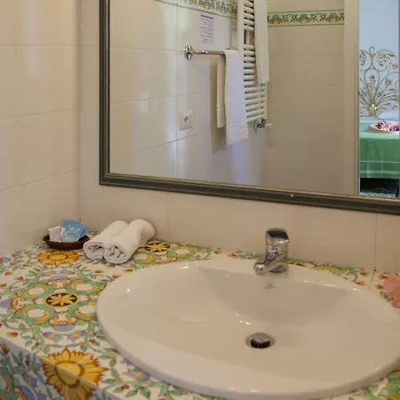Hotell Semiramis De Charme & Pools Forio di Ischia