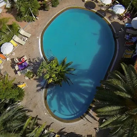 Hotell Semiramis De Charme & Pools